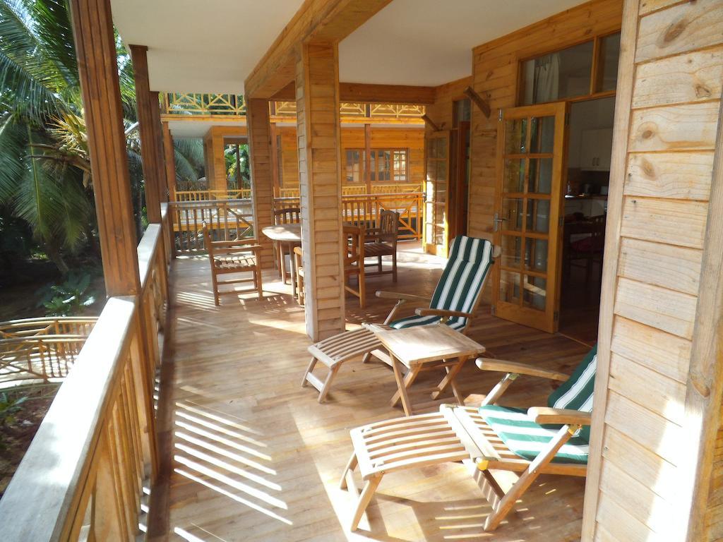 Lilot Beach Chalets Glacis  Room photo